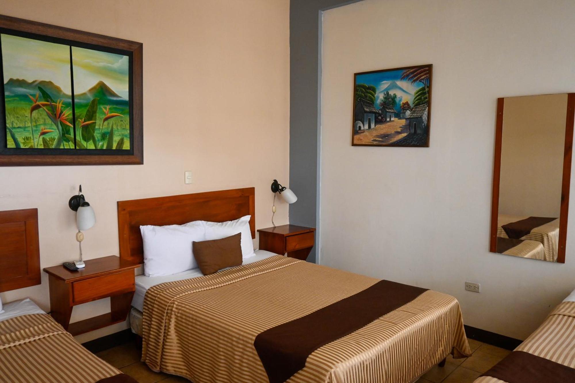 Hotel Las Colinas La Fortuna Екстер'єр фото