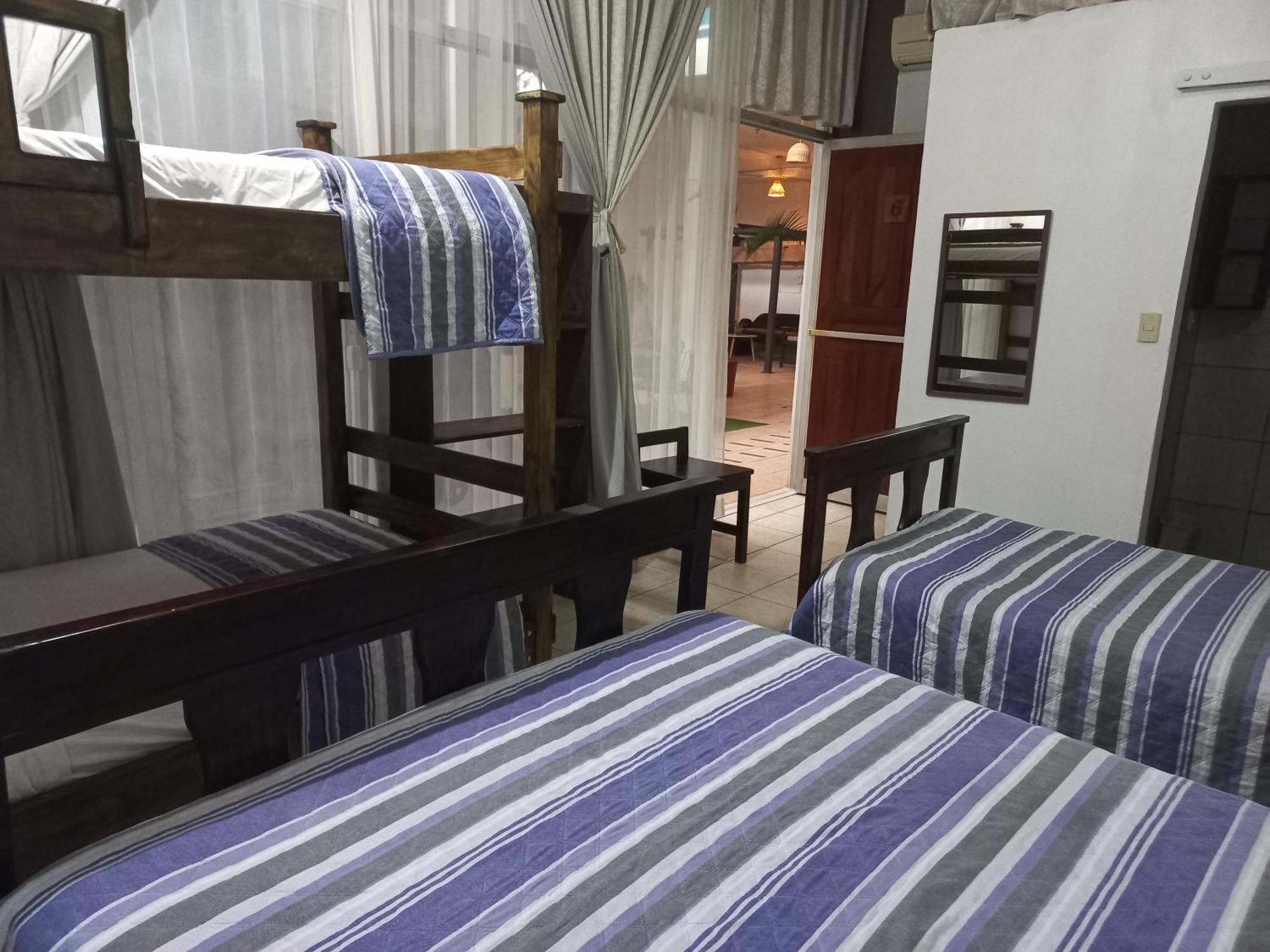 Hotel Las Colinas La Fortuna Екстер'єр фото