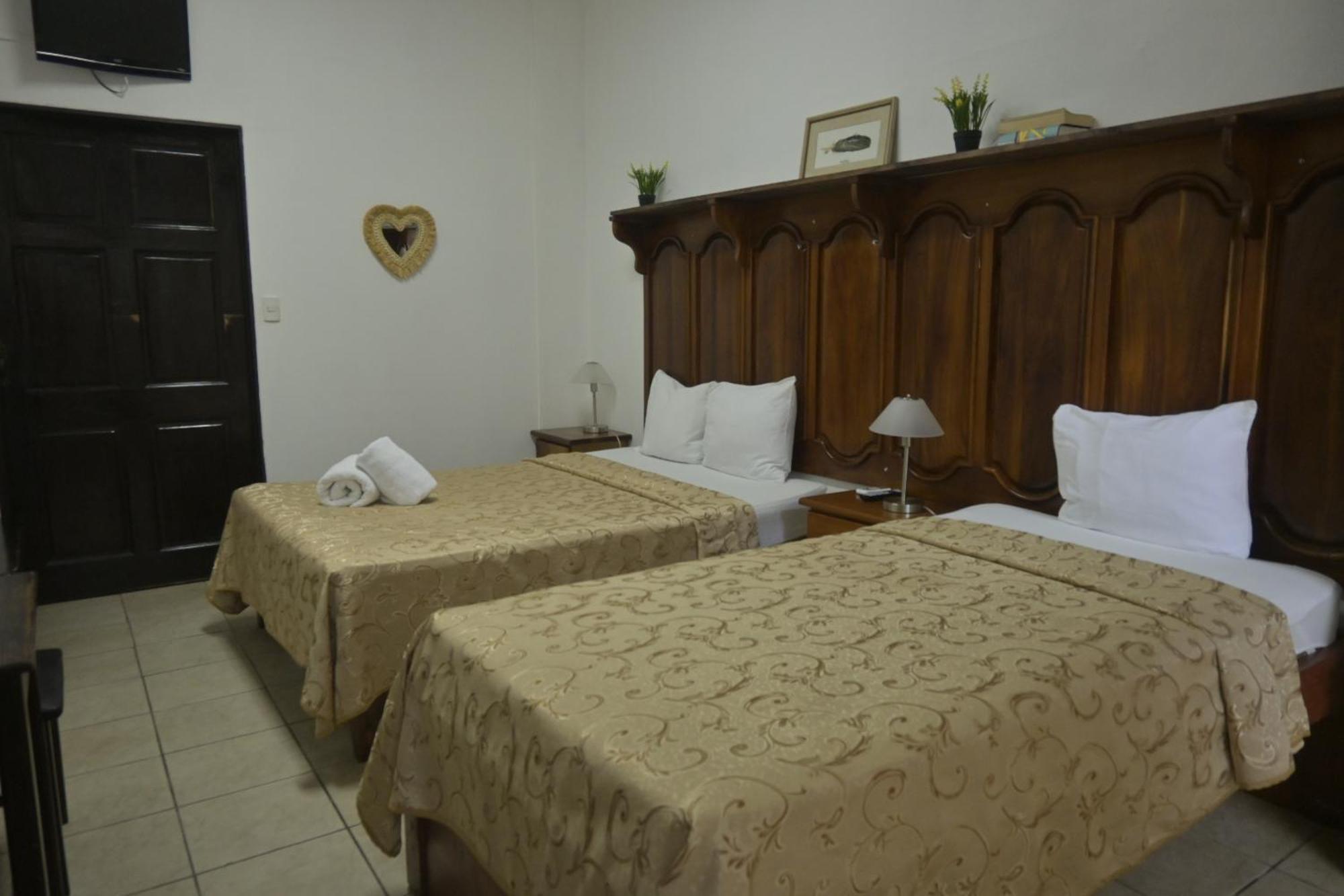 Hotel Las Colinas La Fortuna Екстер'єр фото
