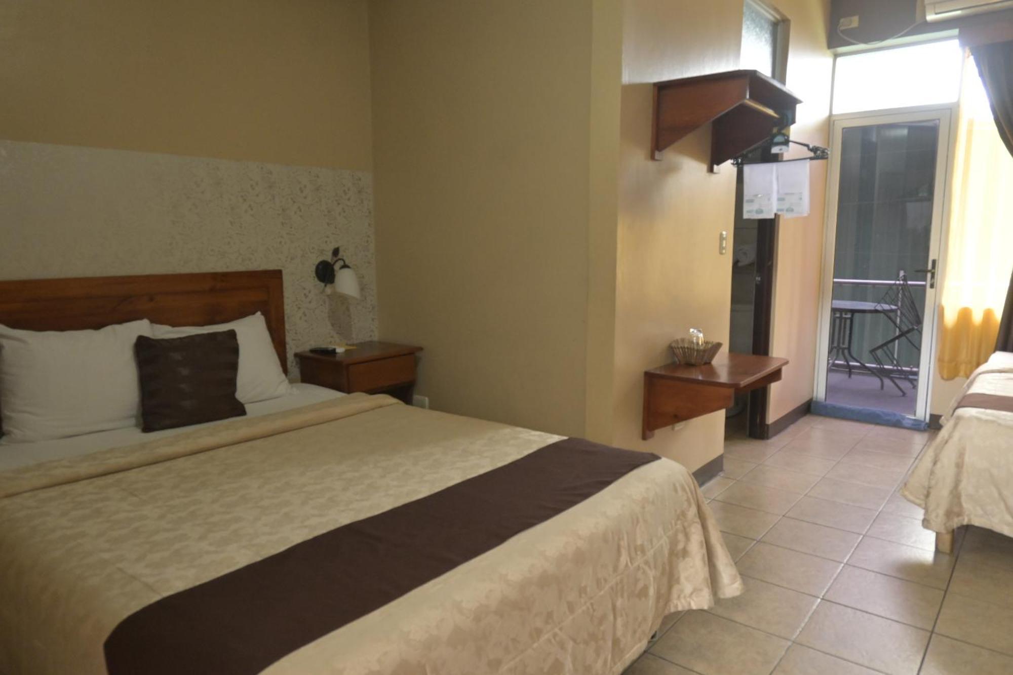Hotel Las Colinas La Fortuna Екстер'єр фото